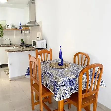 Jema, A Un Paso De La Playa Apartment